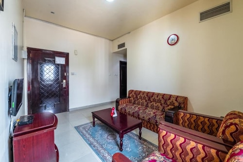One Bedroom Apartment Near by Fazran Cafe 4 Luxury Bookings