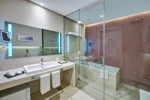 Standard Room Near Lulu hypermarket Al Majaz 2 Luxury Bookings