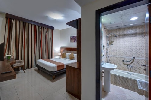 Two Bedroom Suite Near Expo Centre Sharjah 3 Luxury Bookings