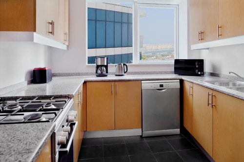 Two Bedroom Apartment Near Mashreq Metro Station 3 Luxury Bookings