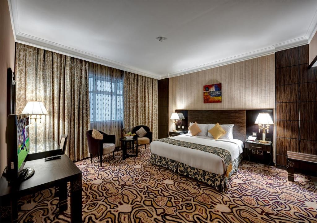 Classic Room Near Al Mamzar Park Sharjah Luxury Bookings