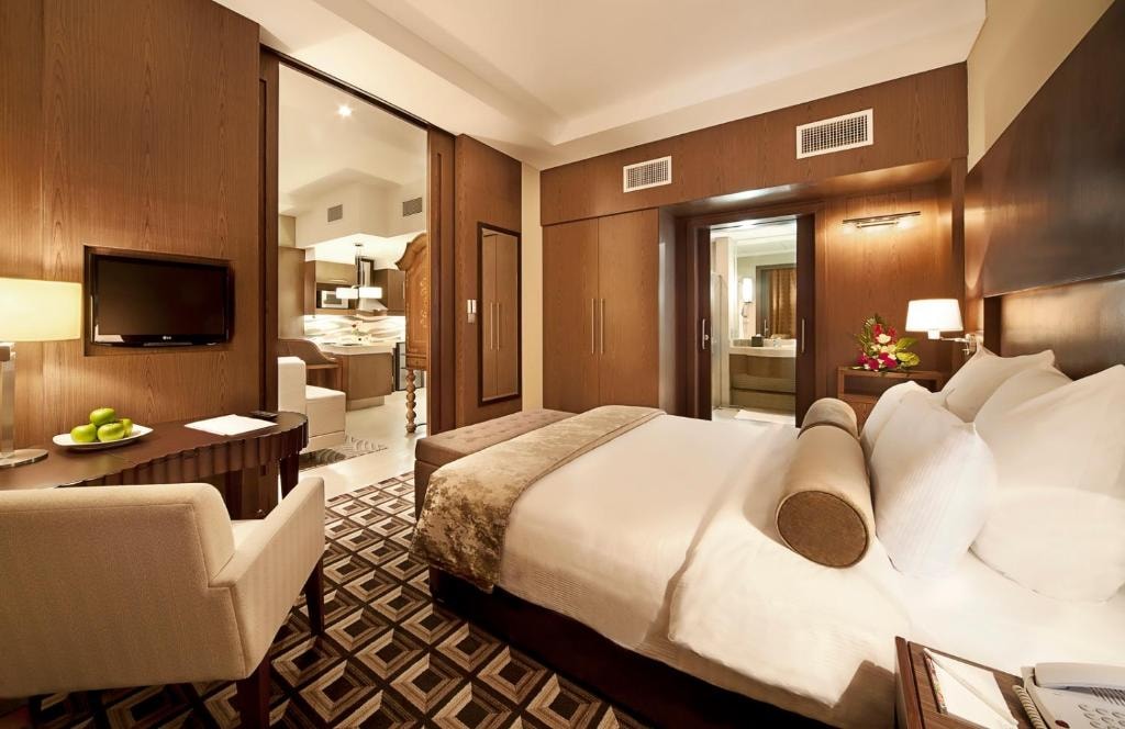 Premier Suite Near Abu Dhabi Mall Luxury Bookings