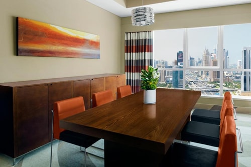 Three Bedroom Suite Near Mashreq Metro Station 3 Luxury Bookings