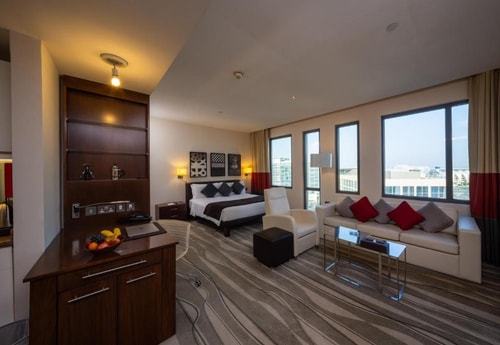 FAMILY STUDIO SUITE NEAR CIVIC SQUARE PARK 1 Luxury Bookings