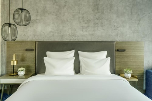 Deluxe King or Twin Near Sharjah Expo Center 1 Luxury Bookings