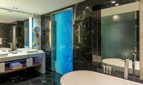 Deluxe Room Near Formal Park Abu Dhabi 11 Luxury Bookings
