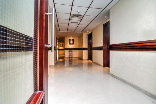 Deluxe One Bedroom Apartment Near Viva Supermarket 12 Luxury Bookings