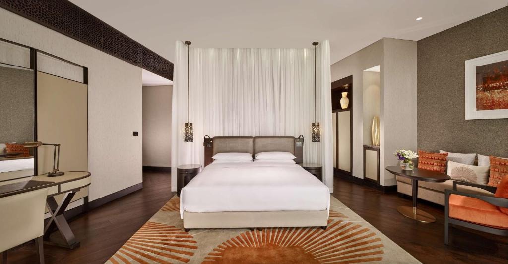 premium room Near The Founder's Memorial Luxury Bookings