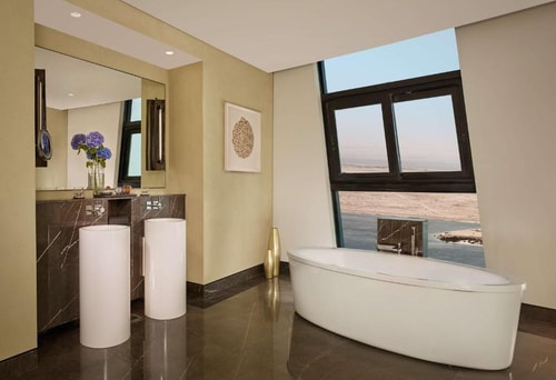 premium room Near The Founder's Memorial 2 Luxury Bookings