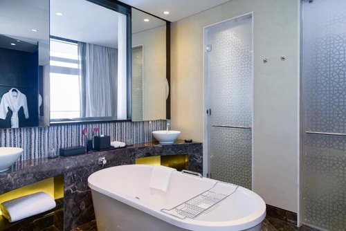 premium room Near The Founder's Memorial 4 Luxury Bookings