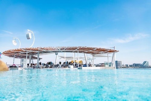 Guest King or Twin Room in Yas Island Abu Dhabi 7 Luxury Bookings
