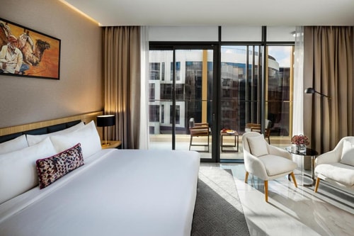 Junior Suite Near To Mushrif Park Dubai Luxury Bookings