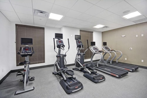 King Room Near William P. Hobby Airport HOU 9 Luxury Bookings