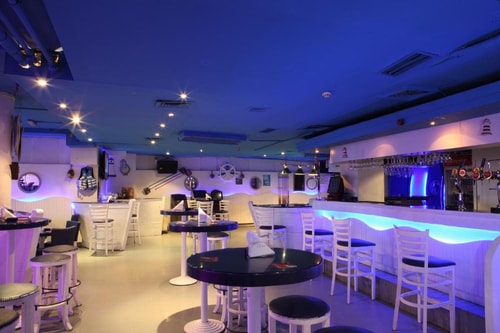 Deluxe King Or Twin Room Near Dubai Customs 13 Luxury Bookings