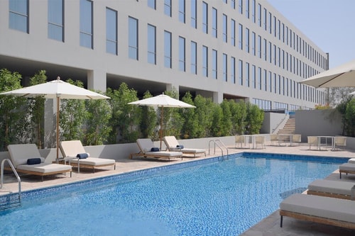 Standard King Room Near GC East Park Dubai 16 Luxury Bookings