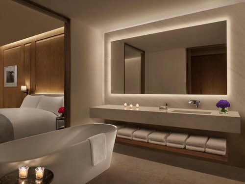Deluxe King Room Near Zayed HerIitage Center 2 Luxury Bookings