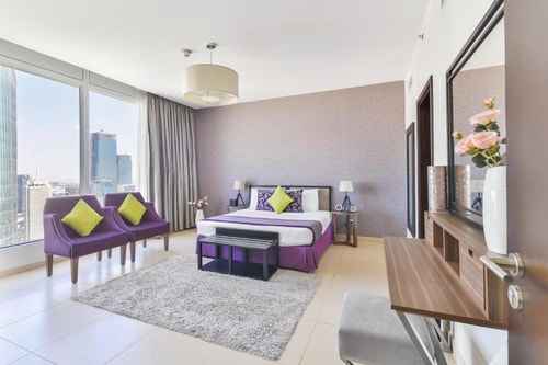 Deluxe 2 Bedroom Apartment Near WTC Metro Station Luxury Bookings