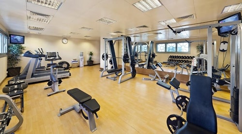 Deluxe Studio Suite Near By Abu Dhabi Mall 11 Luxury Bookings