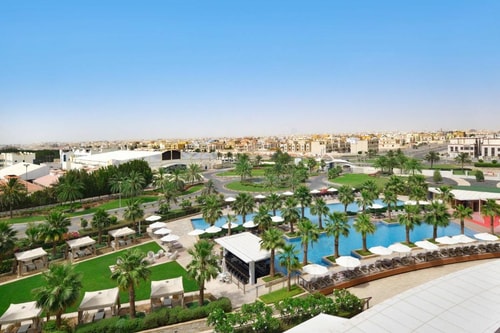 Junior King Suite Near Al Forson Village 10 Luxury Bookings