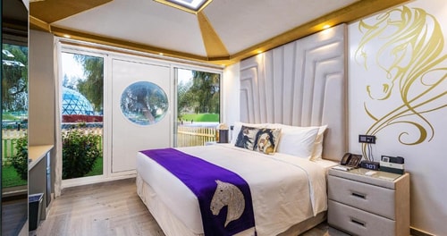 Deluxe Room Near Boabdil’s Lair Restaurant 0 Luxury Bookings