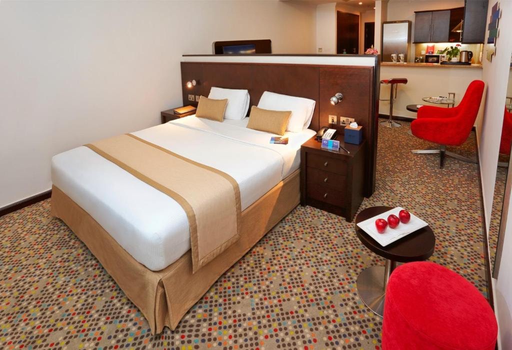 Studio Apartment Near Mashreq Metro Station Ae Luxury Bookings