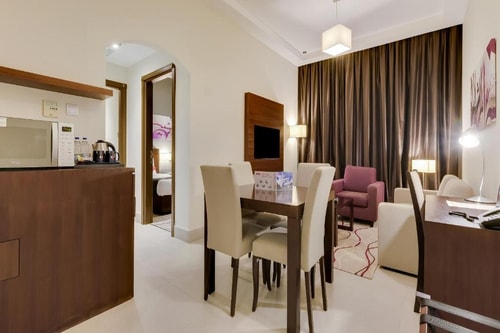 2 Bedroom Suite with Kitchen Near RAK Expo Centre 6 Luxury Bookings