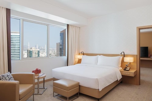 One Bedroom Suite Near Workshop Cafe Fujairah 0 Luxury Bookings