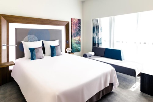 King Room Near Workshop Café By Luxury Bookings 0 Luxury Bookings