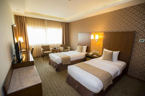 Deluxe Room Near Tudomart By Luxury Bookings AC 13 Luxury Bookings