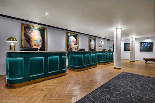 Deluxe Queen Or Twin Room Near St Johns Garden LON 15 Luxury Bookings
