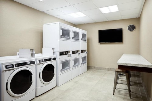 King Studio Near Main Street Garden Park DAL 12 Luxury Bookings