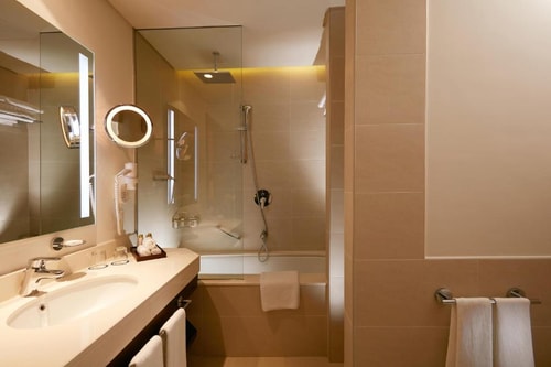 Executive Suite Near Fujairah Mall 4 Luxury Bookings