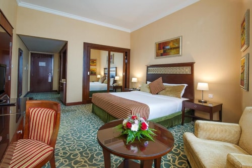 Superior Room Near Workshop Café 1 Luxury Bookings