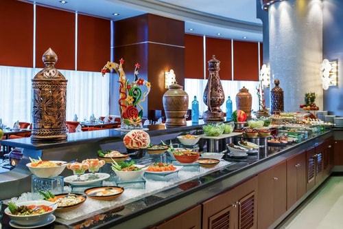 Superior Room Near Workshop Café 8 Luxury Bookings