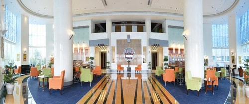 Superior Room Near Workshop Café 3 Luxury Bookings