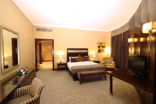 Deluxe Room Near Workshop Café By Luxury Bookings 1 Luxury Bookings
