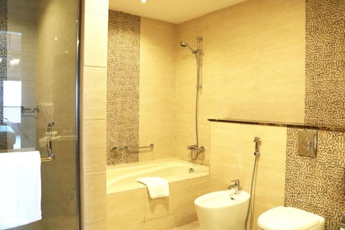 Deluxe Room Near by Fujairah Corniche 1 Luxury Bookings