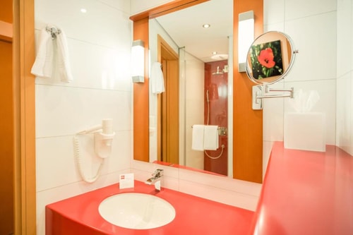 Standard Double Room Near Flavours Restaurant 3 Luxury Bookings