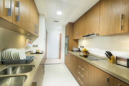 Three Bedroom Apartment Near Deserted Drive Park 6 Luxury Bookings
