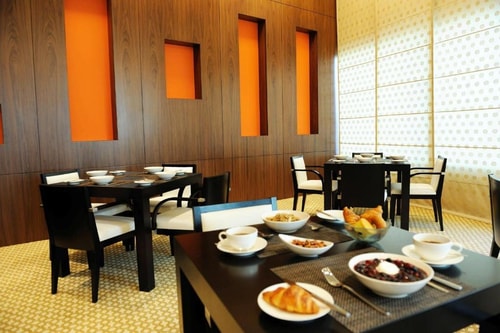 1 Bedroom Suite near Civic Square Park Yas Island 9 Luxury Bookings
