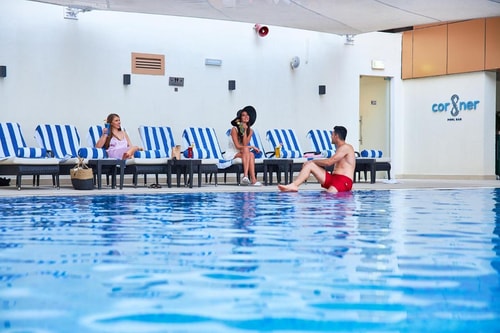 One Bedroom Apartment Walk From Internet Metro 15 Luxury Bookings