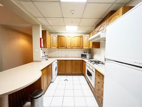 Two Bedroom Apartment near Al Murooj Complex 6 Luxury Bookings