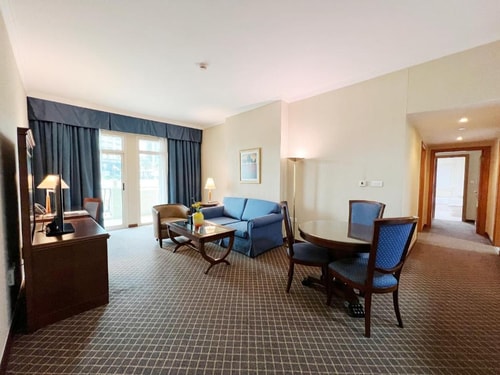Two Bedroom Apartment near Al Murooj Complex 4 Luxury Bookings