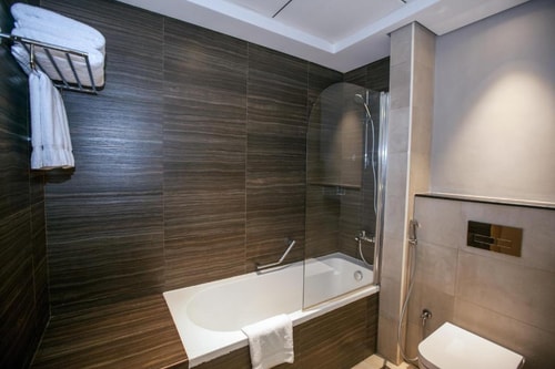 Executive Suite Near Sport Links Gym Equipment 8 Luxury Bookings