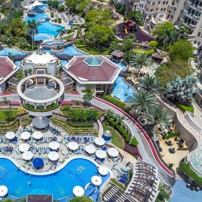 Classic Room Near Al Murooj Complex 9 Luxury Bookings