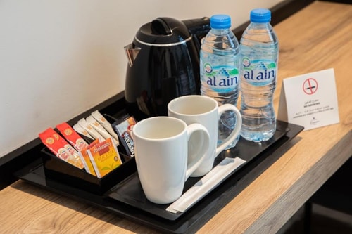 Standard Room Near Dubai Wharf Tower 2 Luxury Bookings