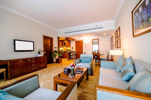 One Bedroom Suite Near Sheikh Hazza Mosque Park 2 Luxury Bookings