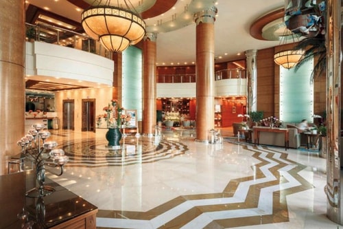 Three Bedroom Apartment Near Al Murooj Complex 14 Luxury Bookings