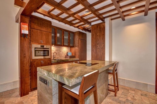 Ultra Luxury Two Bedroom Apartment In Palm 4 Luxury Bookings