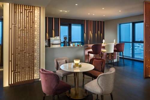 Deluxe One Bedroom Apartment Near Greens Park 13 Luxury Bookings